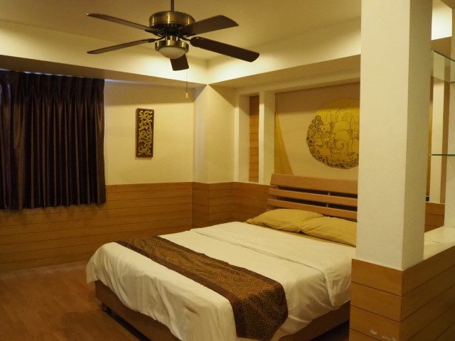 ห้องมาตรฐาน C719 (Deluxe Corner)